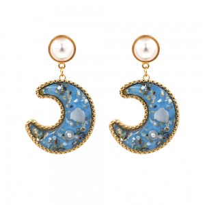 Latest Design Sea Jewelry Women Pearl Shell Resin Moon Shaped Drop Earrings